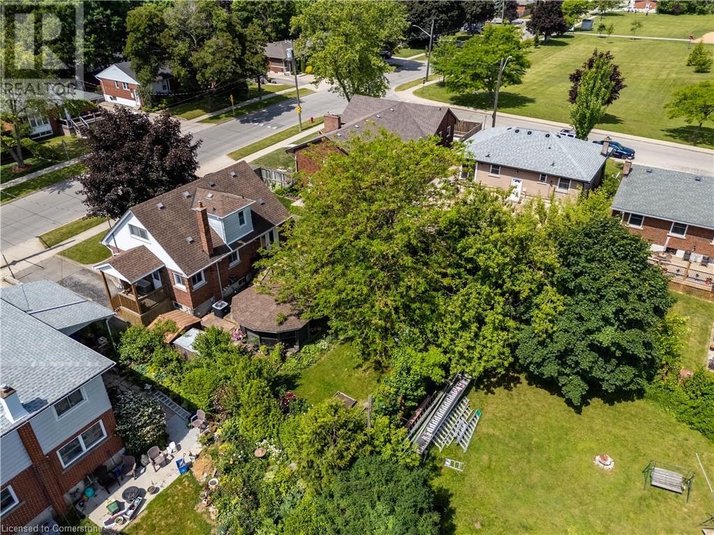 Photo 9 of 129 Broker Drive, Hamilton ON