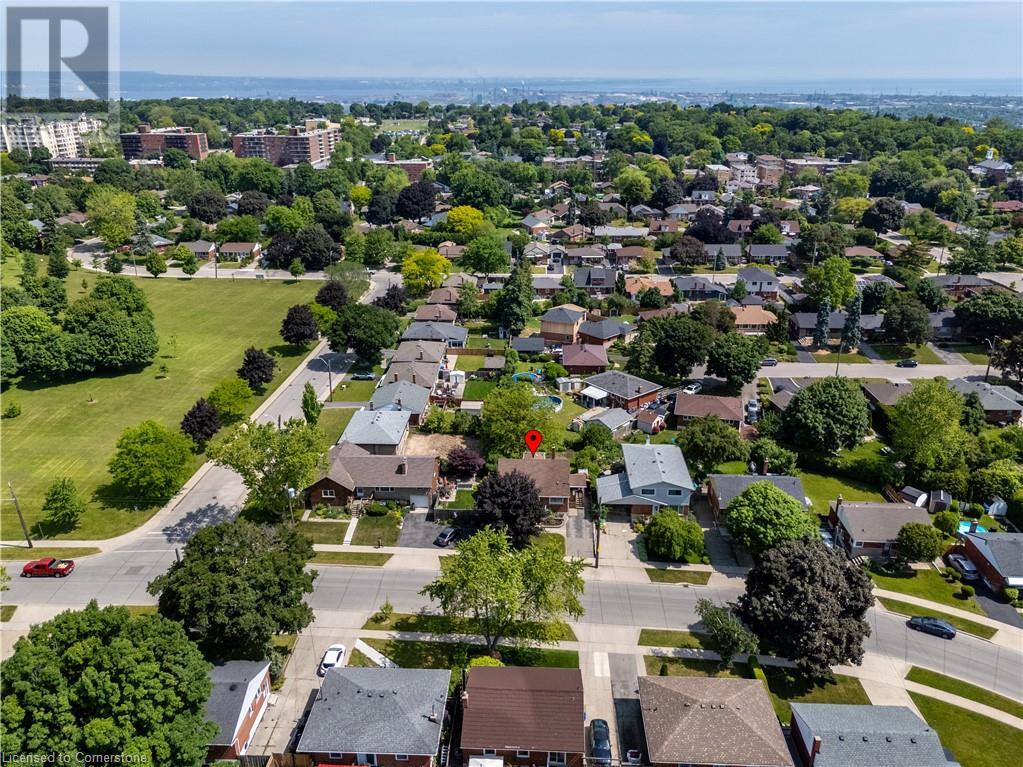 Photo 20 of 129 Broker Drive, Hamilton ON