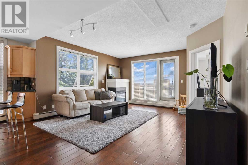 Single Family House for Sale in    Street NE Renfrew Calgary 