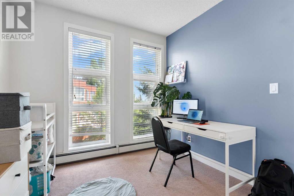 Single Family House for Sale in    Street NE Renfrew Calgary 