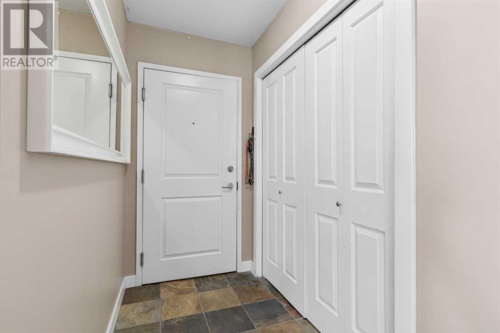 Single Family House for Sale in    Street NE Renfrew Calgary 