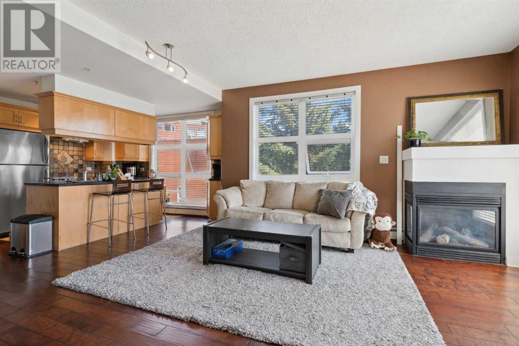 Single Family House for Sale in    Street NE Renfrew Calgary 
