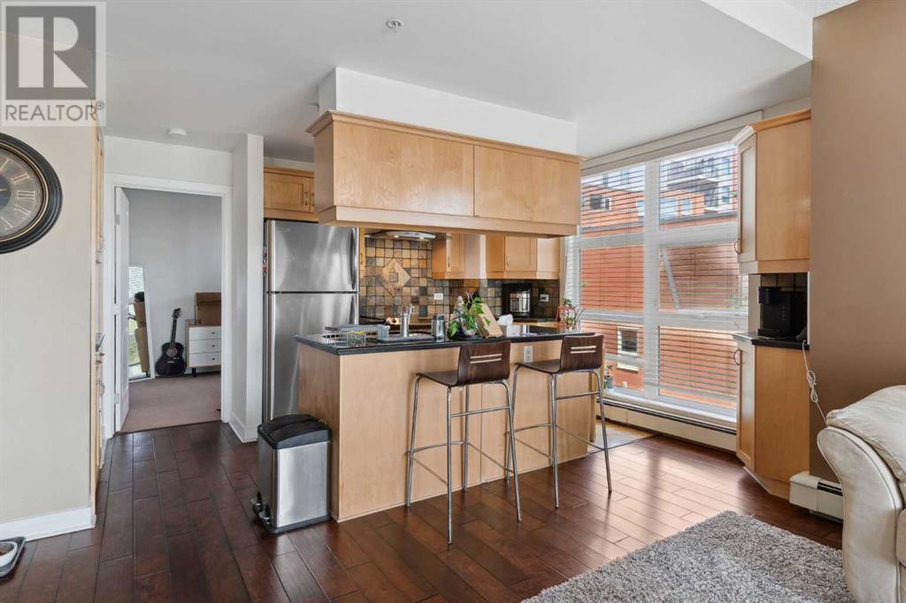 Single Family House for Sale in    Street NE Renfrew Calgary 