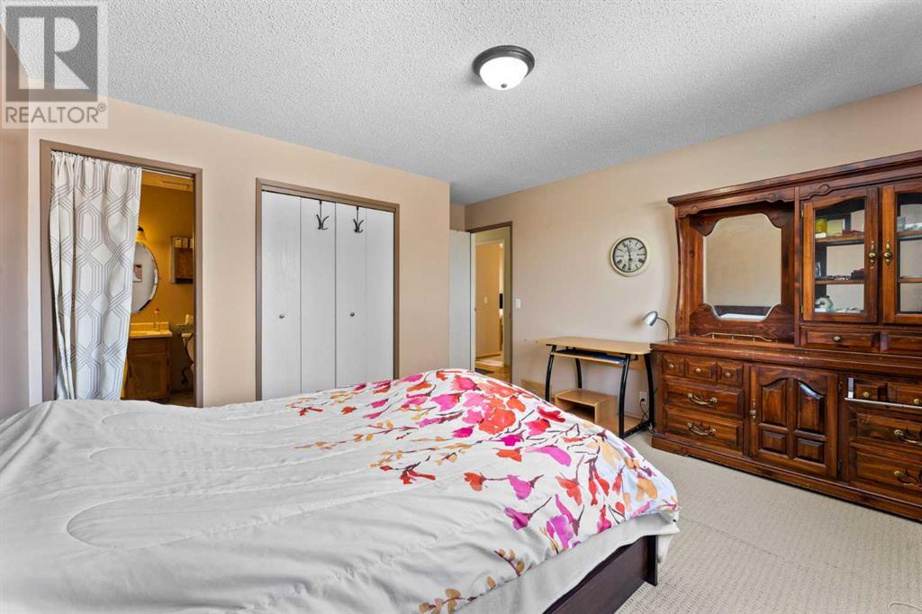 Single Family House Bungalow for Sale in  Beddington Circle NE Beddington Heights Calgary 