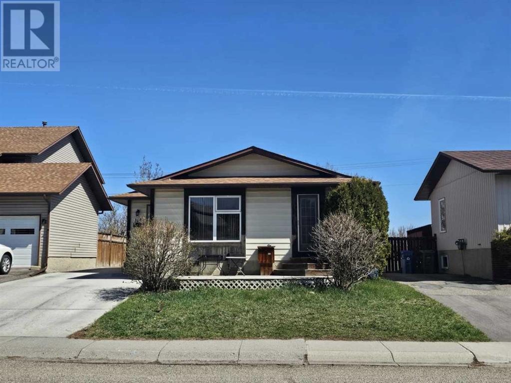 Single Family House Bungalow for Sale in  Beddington Circle NE Beddington Heights Calgary 