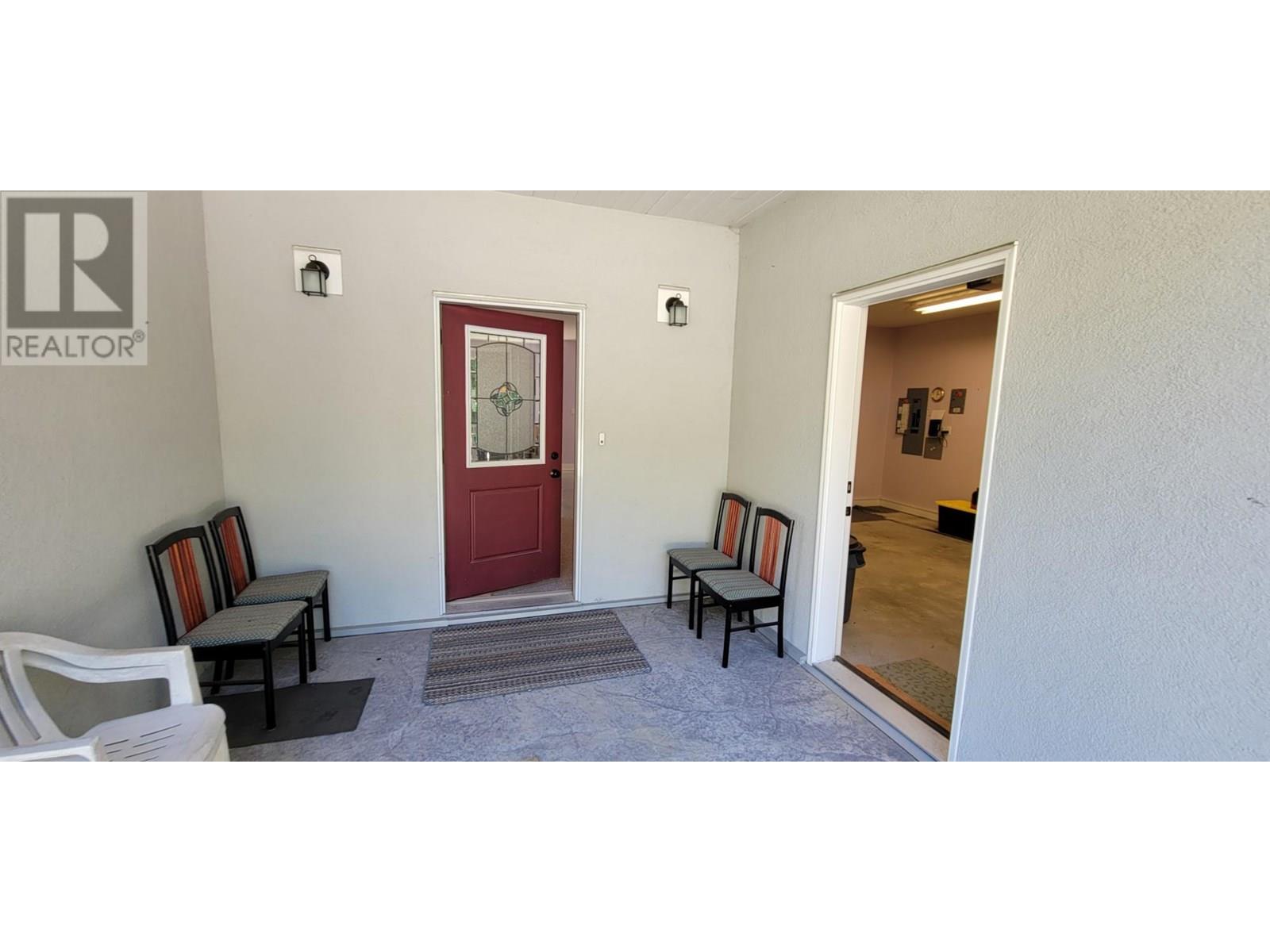 Photo 26 of 515 9th Avenue, New Denver BC