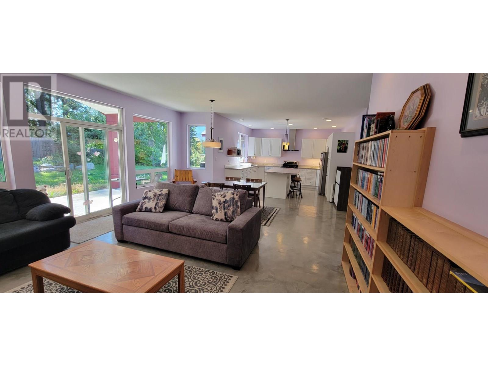 Photo 48 of 515 9th Avenue, New Denver BC