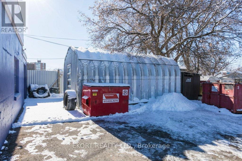 Photo 3 of 24 North Front Street, Belleville ON