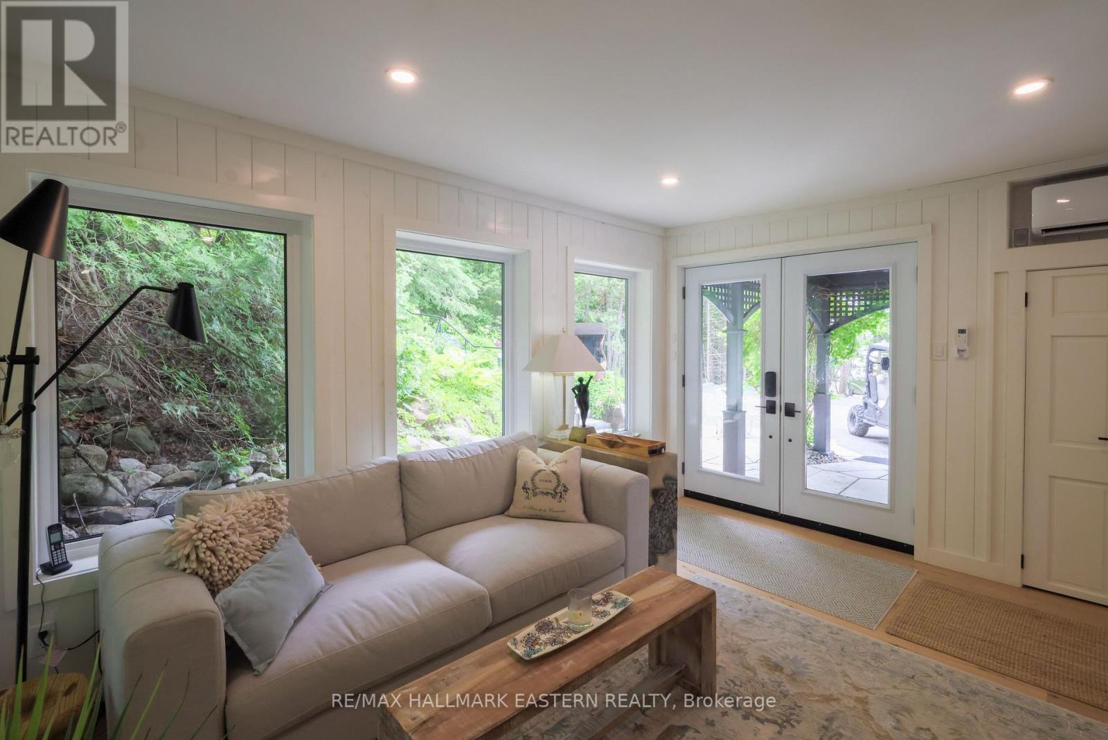 Photo 18 of 1052 Tedford Lane, Dourodummer ON