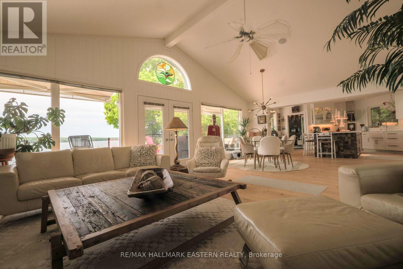 Photo 10 of 1052 Tedford Lane, Dourodummer ON