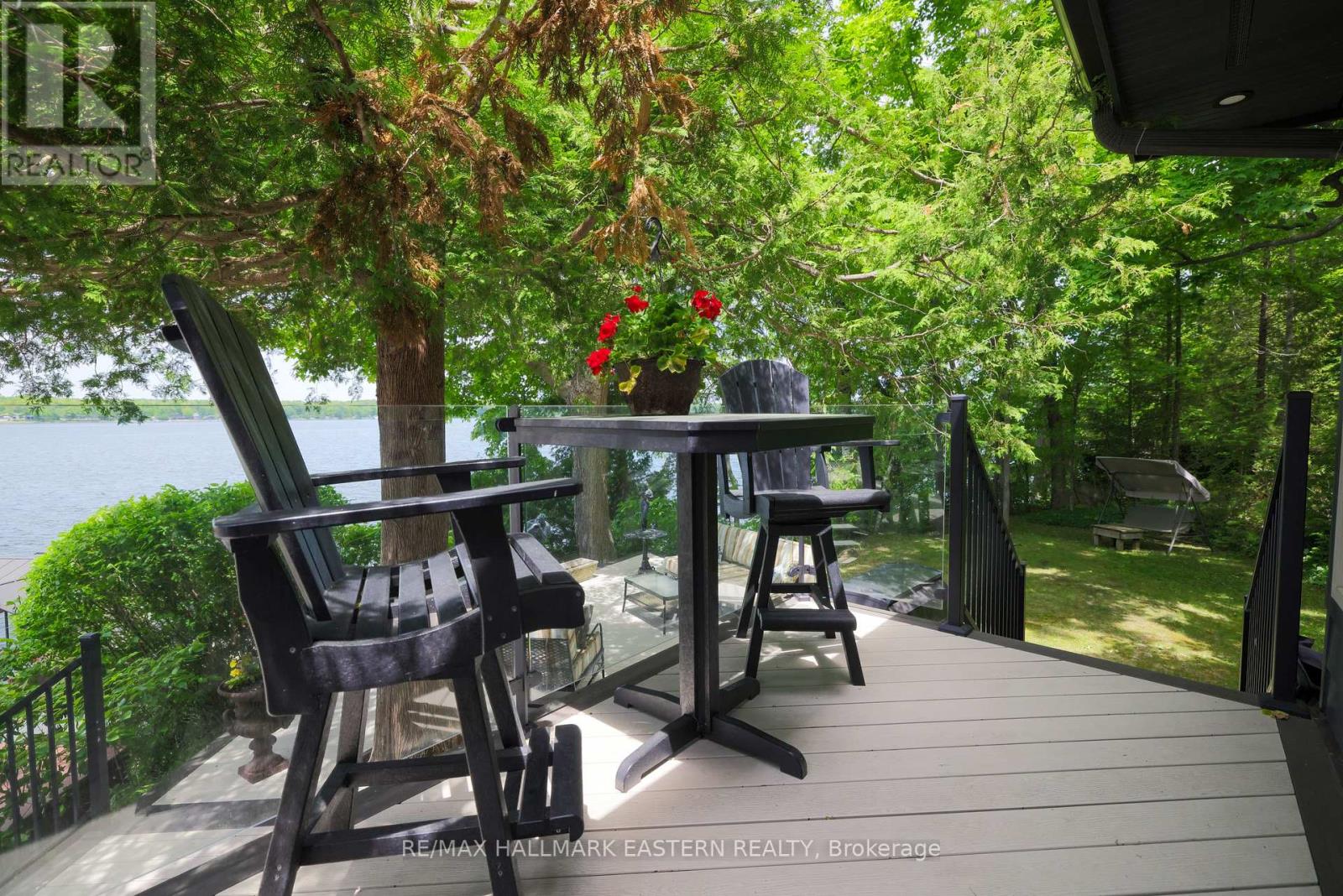 Photo 40 of 1052 Tedford Lane, Dourodummer ON