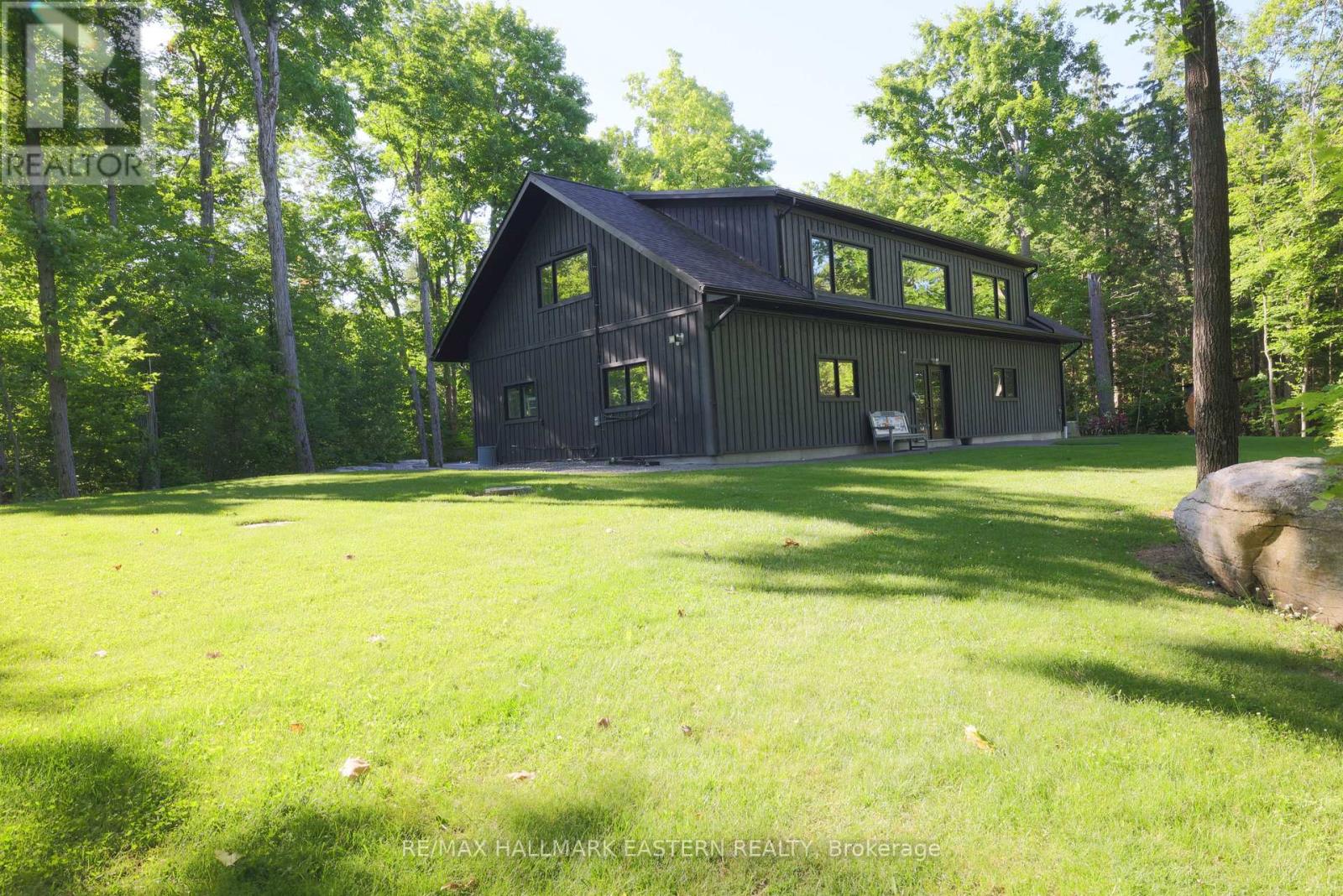 Photo 13 of 1052 Tedford Lane, Dourodummer ON