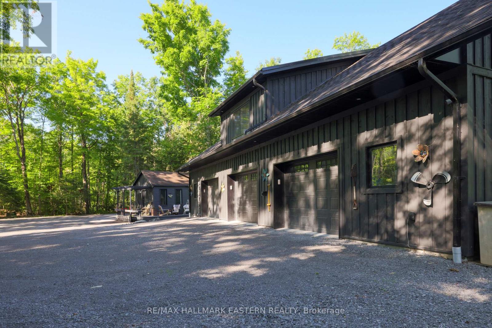Photo 49 of 1052 Tedford Lane, Dourodummer ON