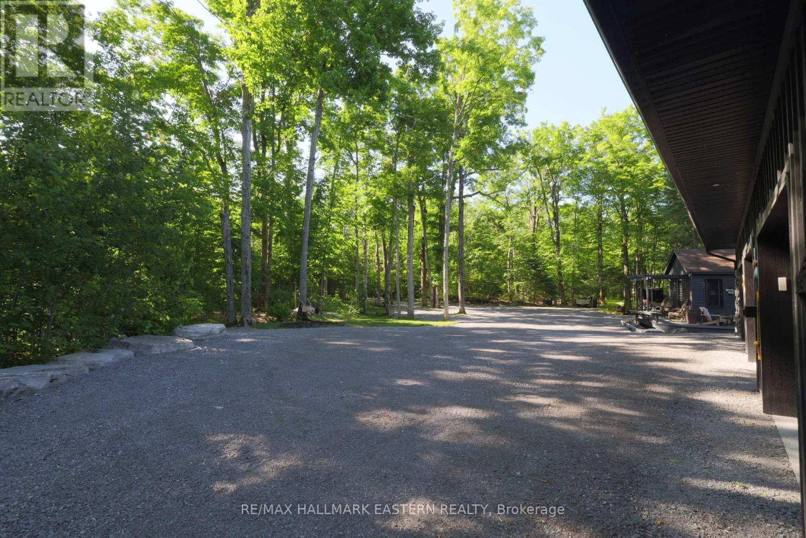 Photo 35 of 1052 Tedford Lane, Dourodummer ON
