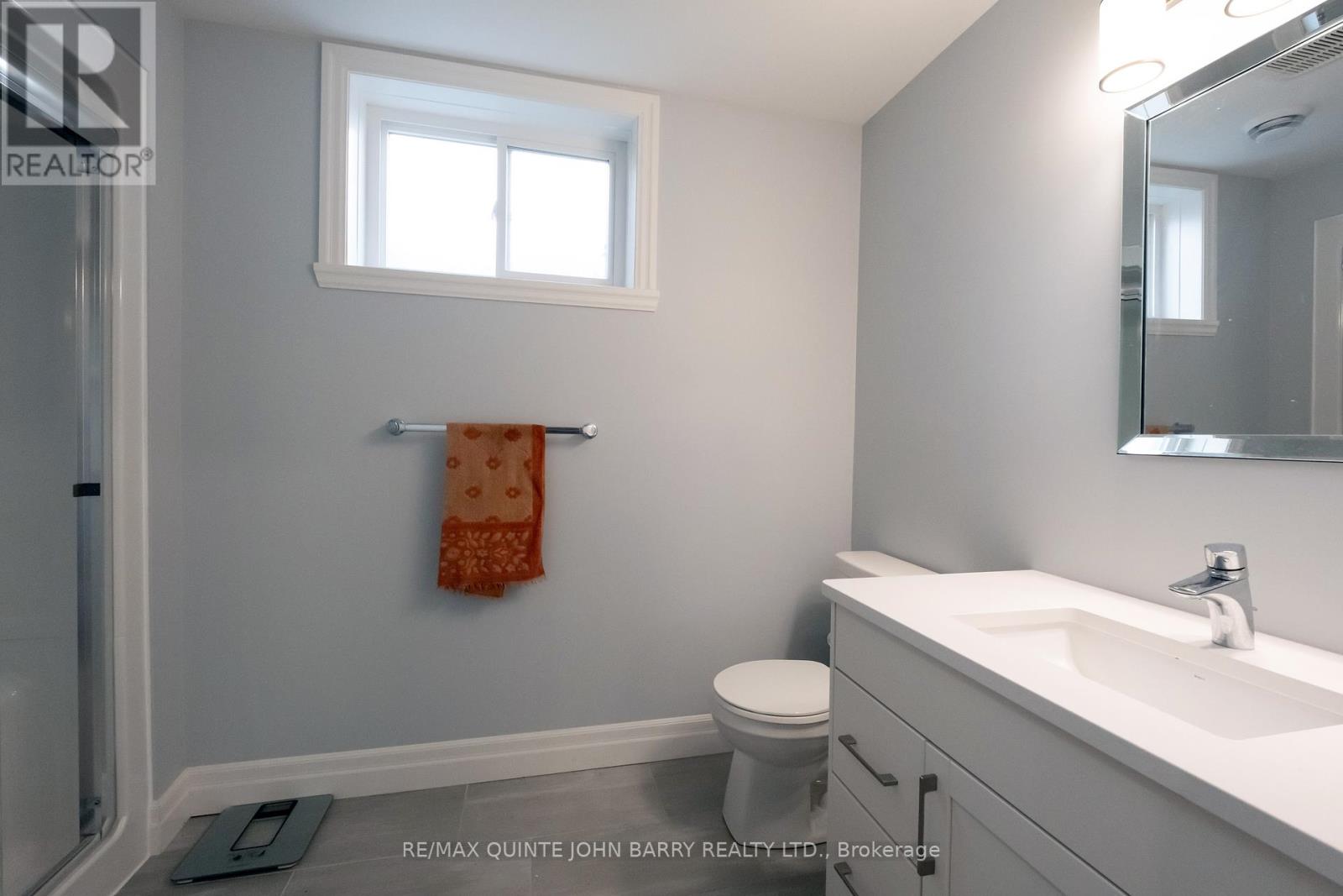 Photo 22 of 29 Cattail Crescent, Quinte West ON