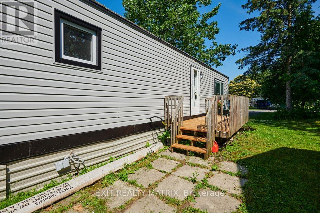 Photo 18 of 8930 Lynwood Park Private, Ottawa ON