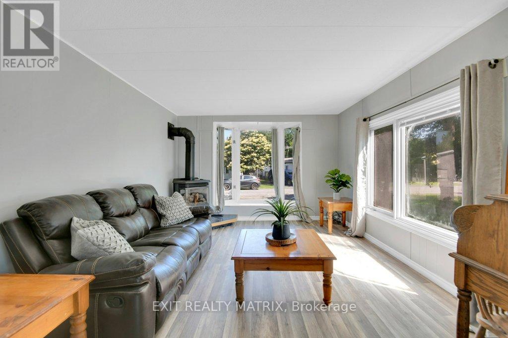 Photo 26 of 8930 Lynwood Park Private, Ottawa ON