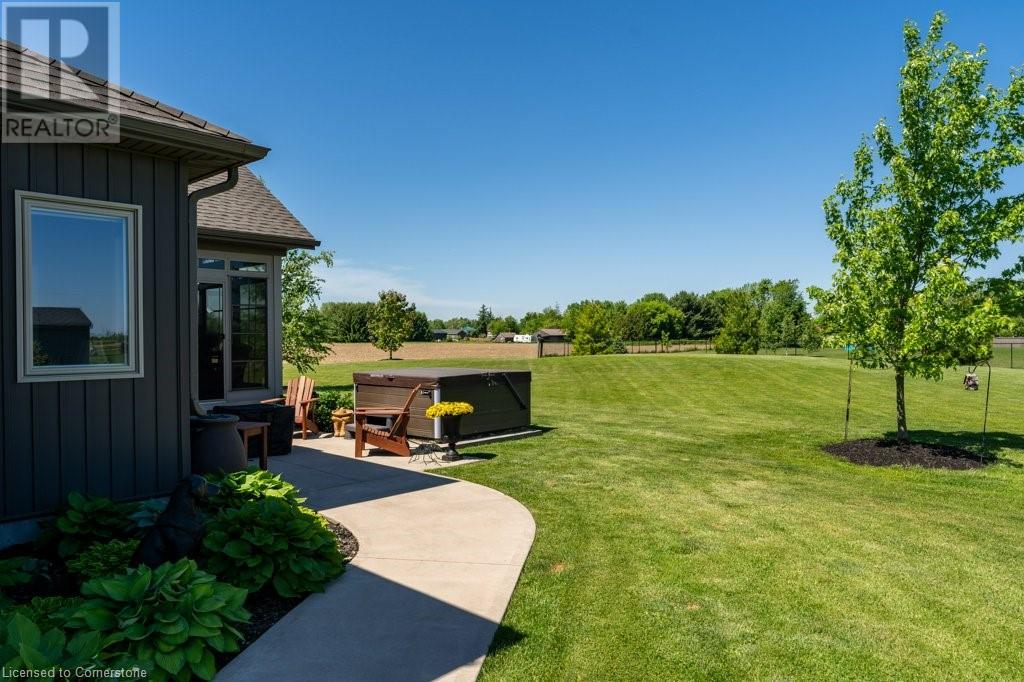 Photo 37 of 6 Silverthorne Court, Dunnville ON