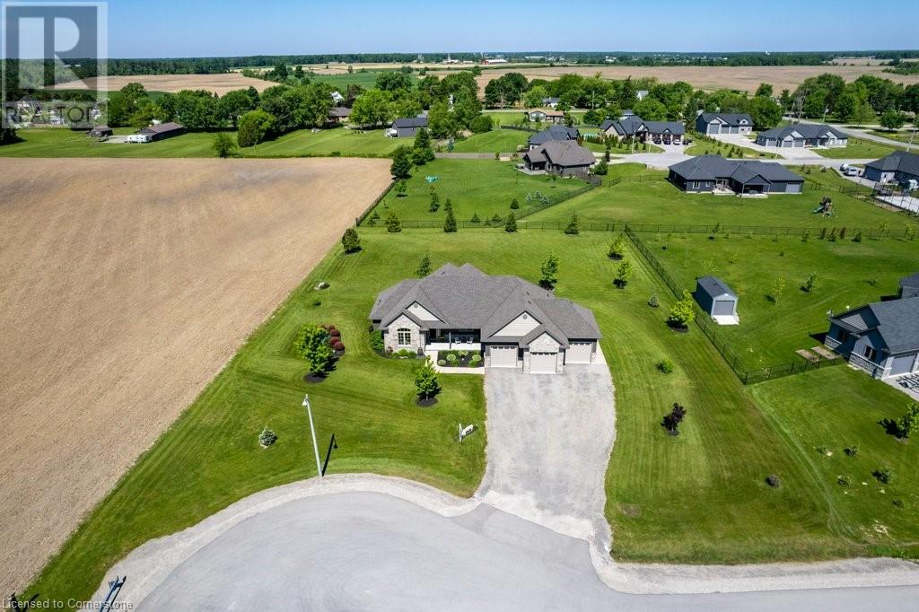 Photo 8 of 6 Silverthorne Court, Dunnville ON