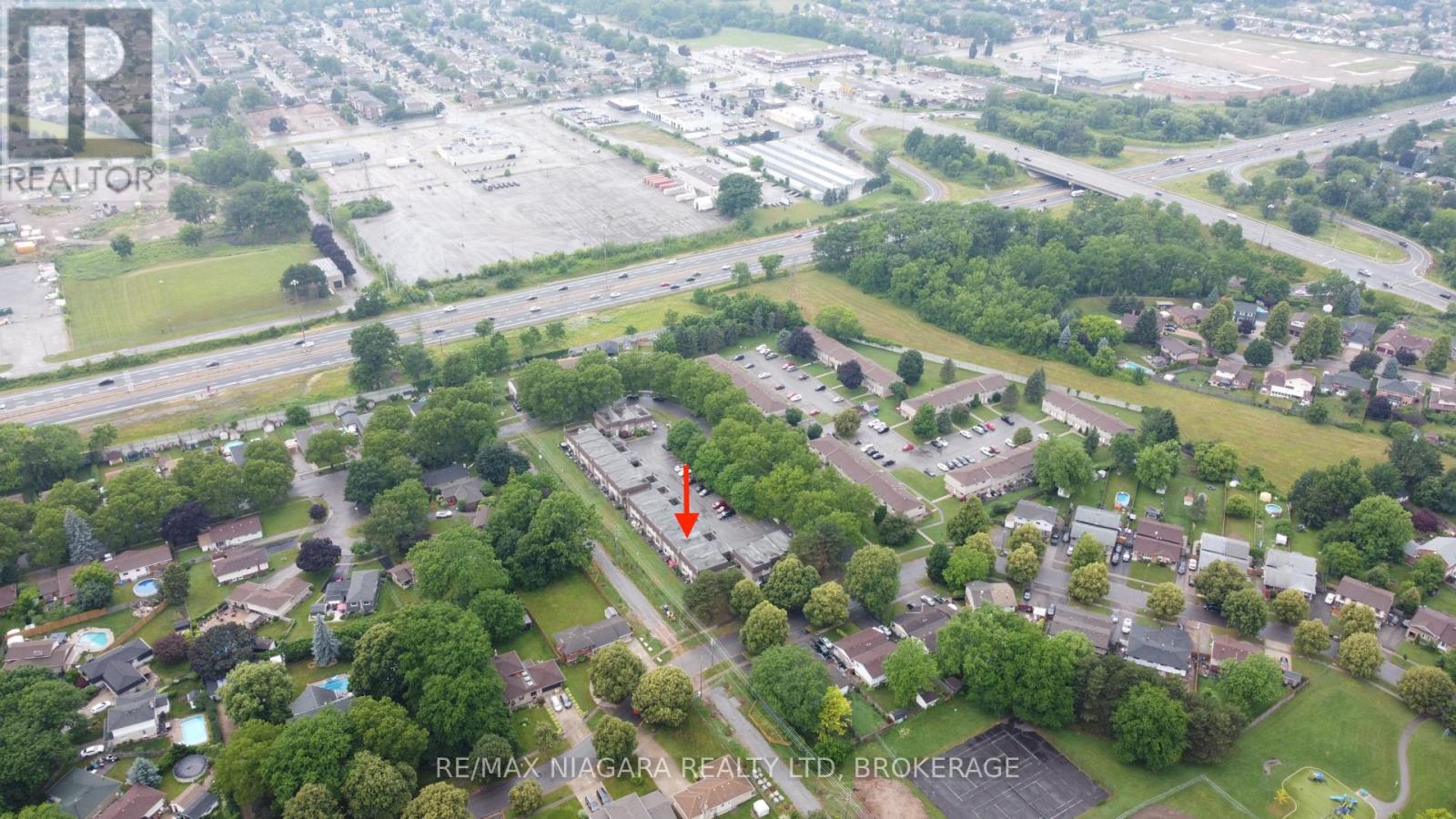Photo 21 of 7 4230 Meadowvale Drive, Niagara Falls ON