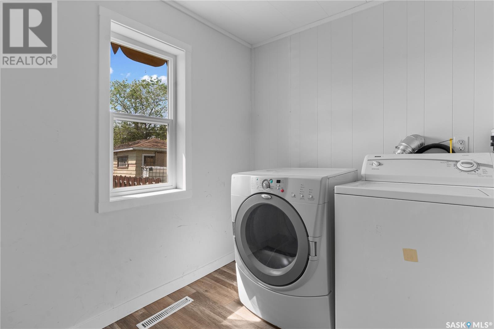 368 ROSE STREET - 23