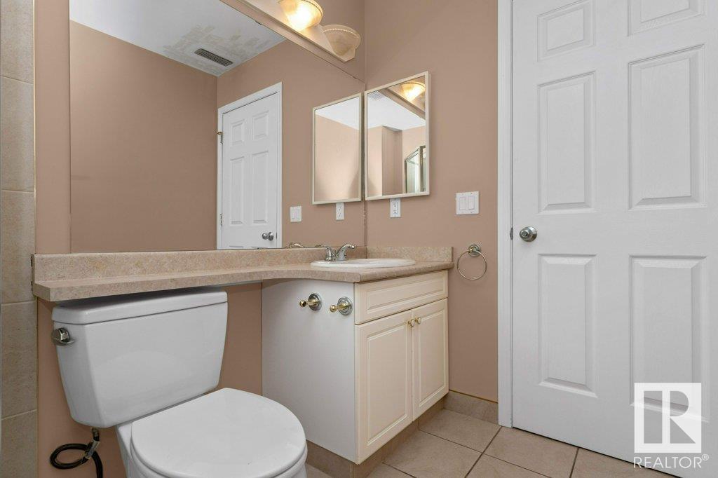 Photo 27 of 214 10105 95 St Nw, Edmonton AB