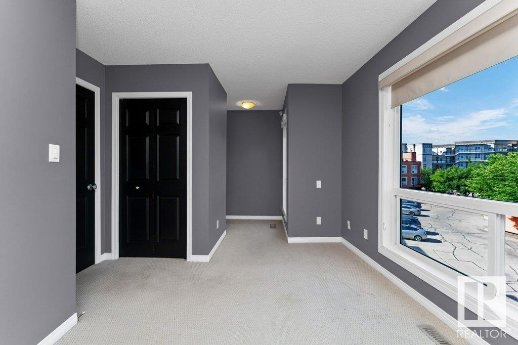 Photo 40 of 214 10105 95 St Nw, Edmonton AB
