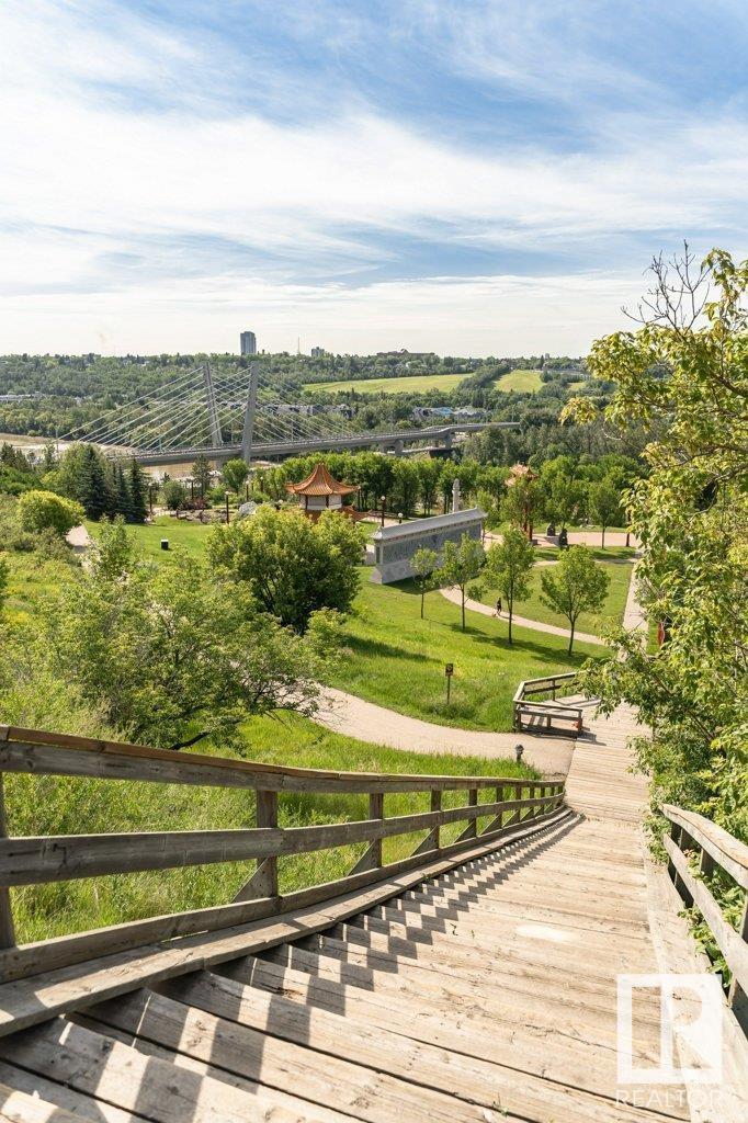 Photo 60 of 214 10105 95 St Nw, Edmonton AB
