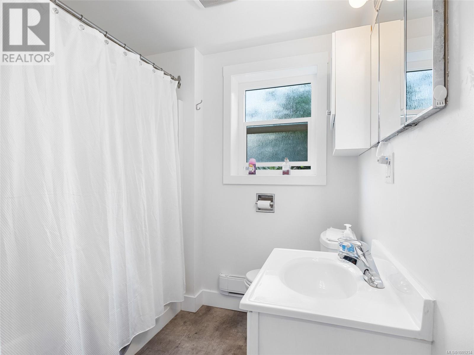 Photo 36 of 6080 Hammond Bay Rd, Nanaimo BC