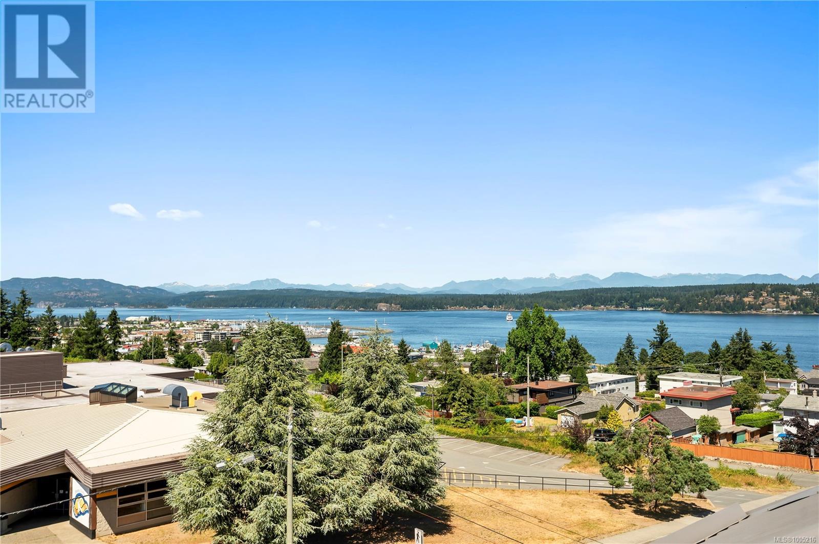 Photo 20 of 1 F 690 Colwyn St, Campbell River BC