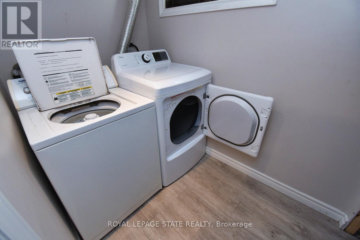 Photo 23 of 205 Ivon Avenue, Hamilton ON