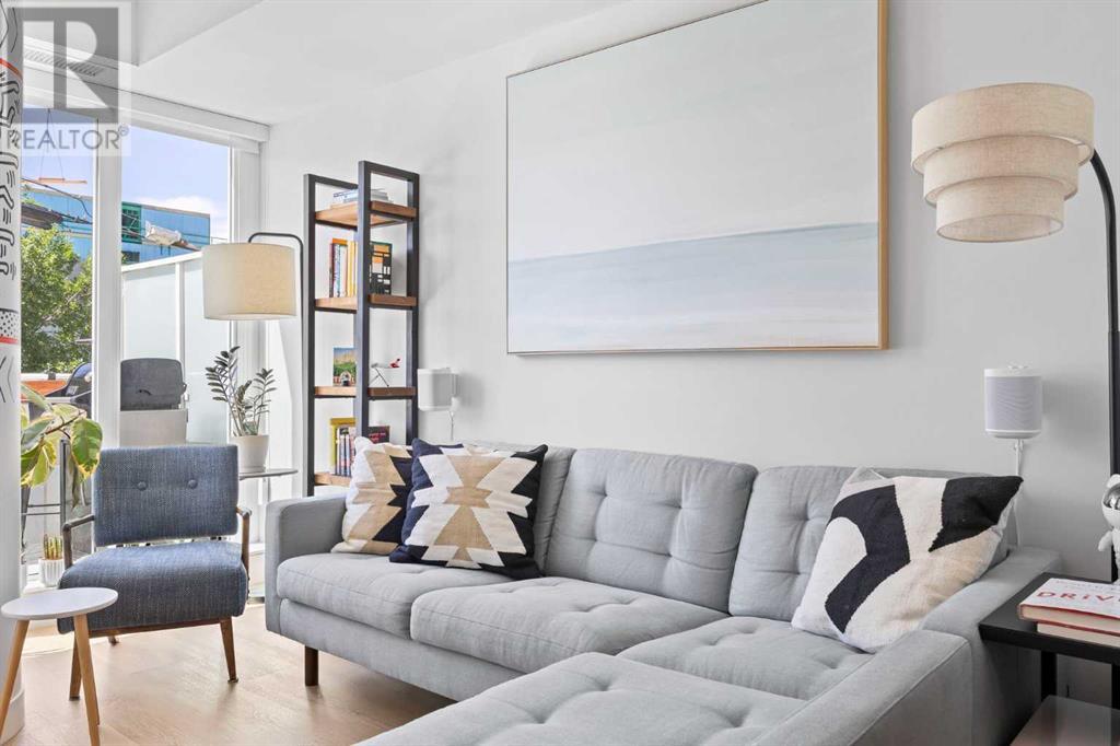 Single Family House for Sale in   Gladstone Road NW Hillhurst Calgary 