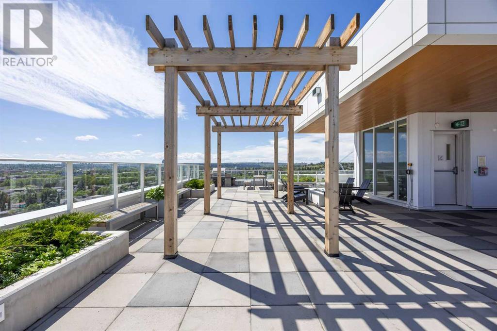 Single Family House for Sale in   Gladstone Road NW Hillhurst Calgary 