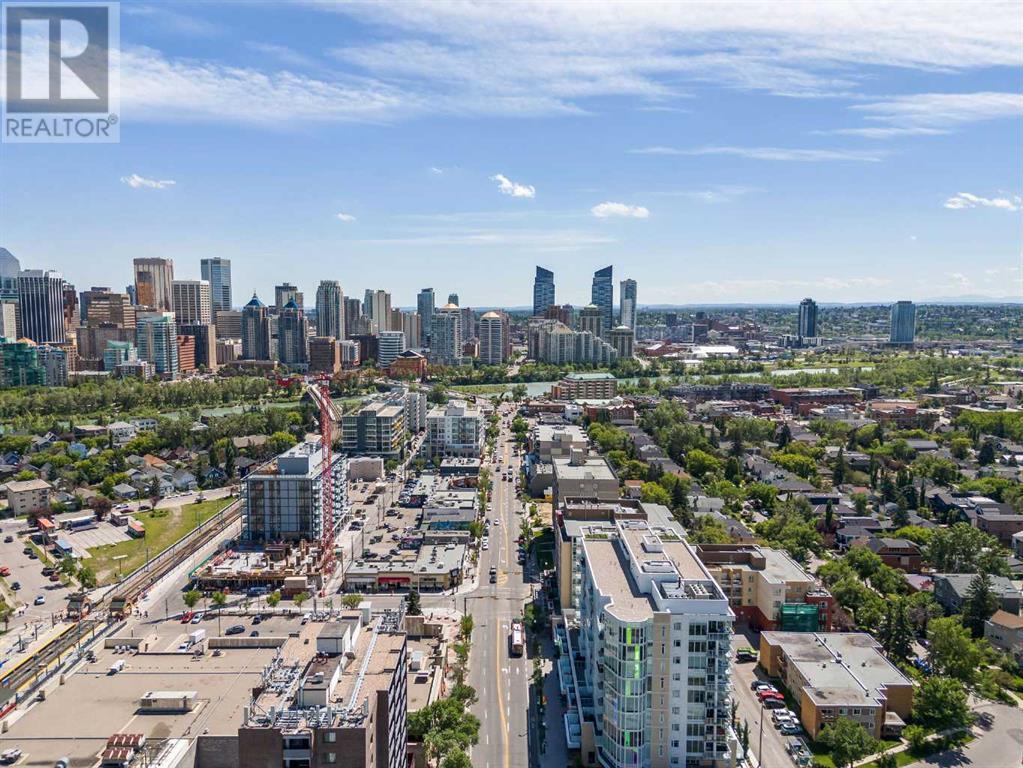 Single Family House for Sale in   Gladstone Road NW Hillhurst Calgary 