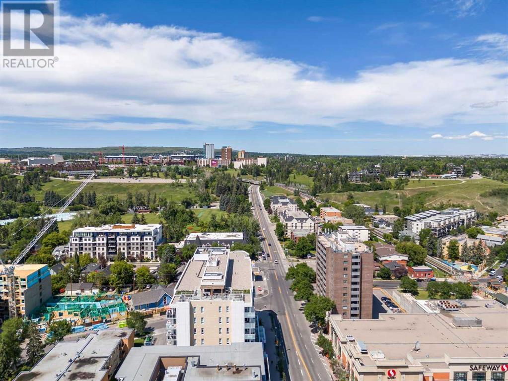 Single Family House for Sale in   Gladstone Road NW Hillhurst Calgary 