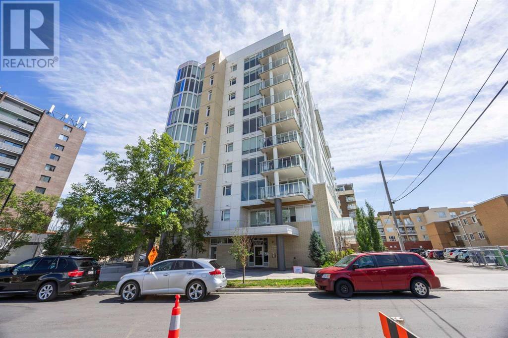 Single Family House for Sale in   Gladstone Road NW Hillhurst Calgary 