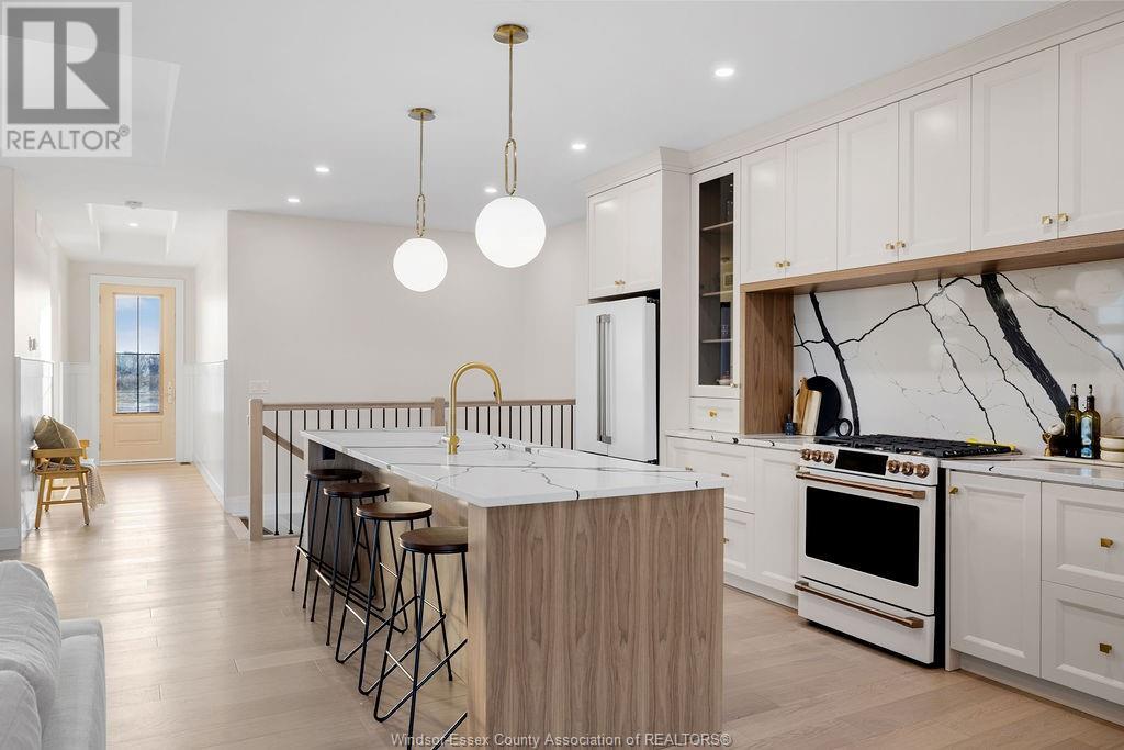 Photo 12 of 7578 Silverleaf Lane, Lasalle ON