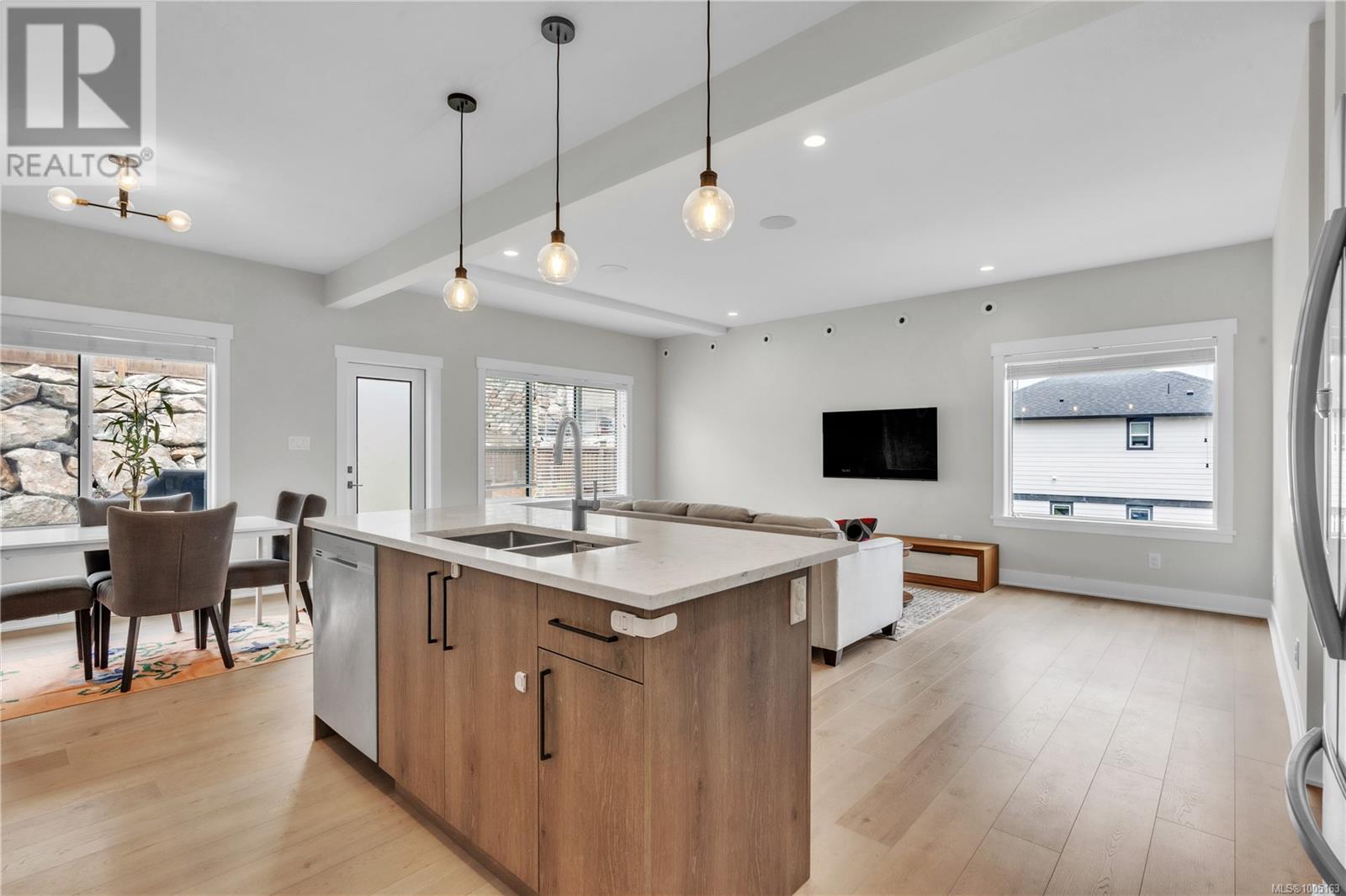 Photo 8 of 1332 Flint Ave, Langford BC