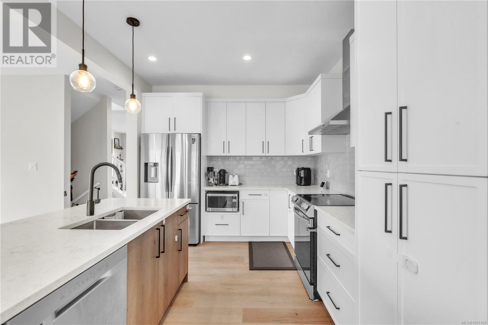 Photo 32 of 1332 Flint Ave, Langford BC