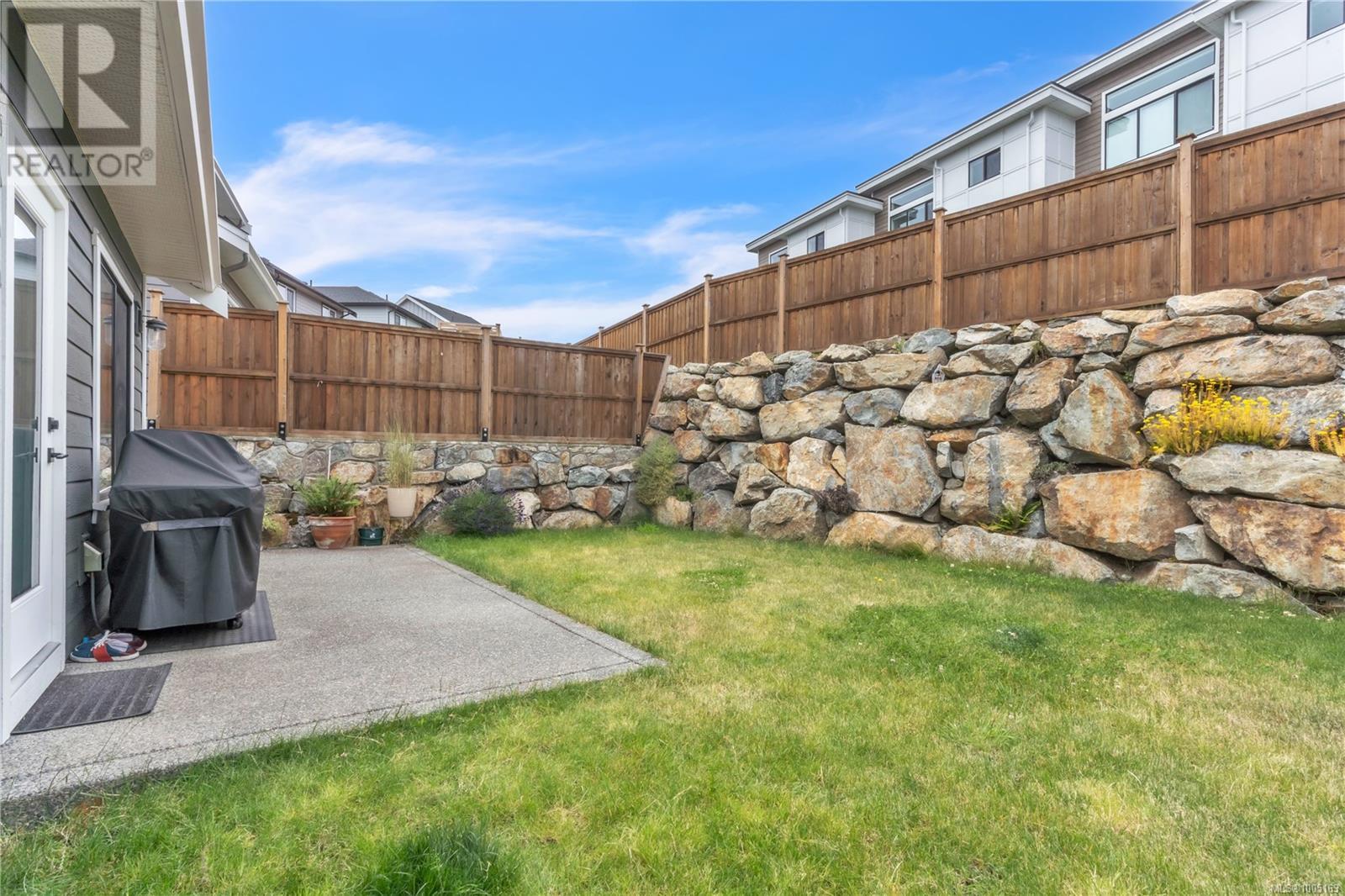 Photo 10 of 1332 Flint Ave, Langford BC