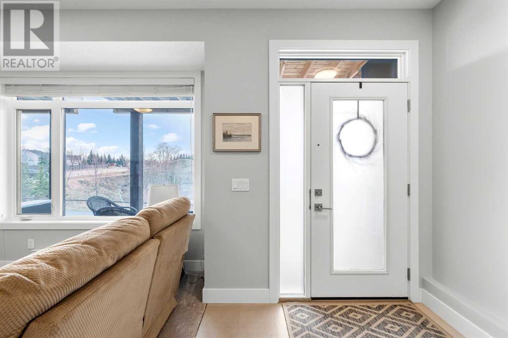 Single Family House for Sale in  Royal Elm Green NW Royal Oak Calgary 