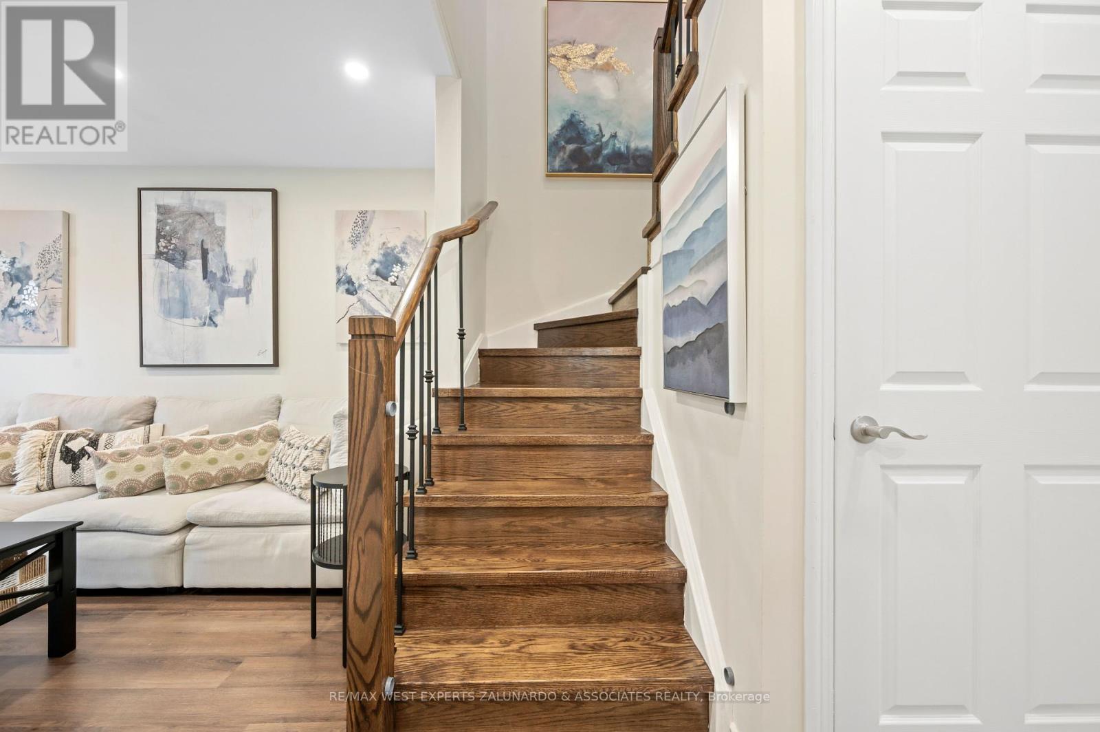 Single Family House for Sale in  WALLACE DRIVE Barrie (Northwest) 