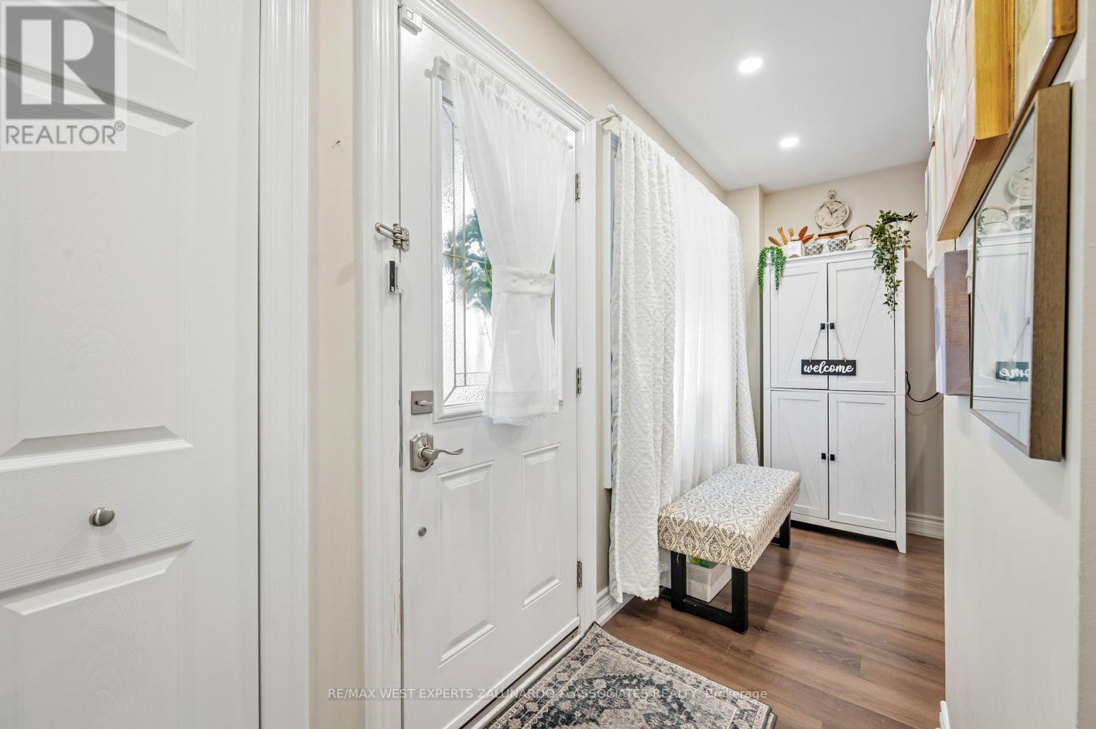Single Family House for Sale in  WALLACE DRIVE Barrie (Northwest) 