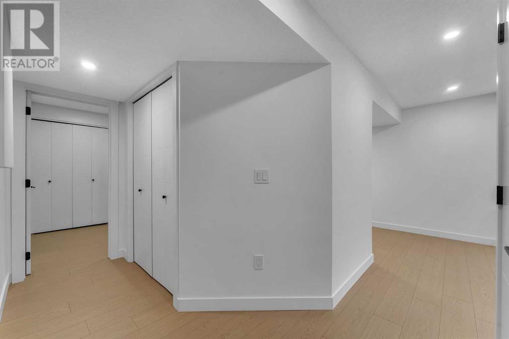 Single Family House for Sale in   Ranchview Drive NW Ranchlands Calgary 