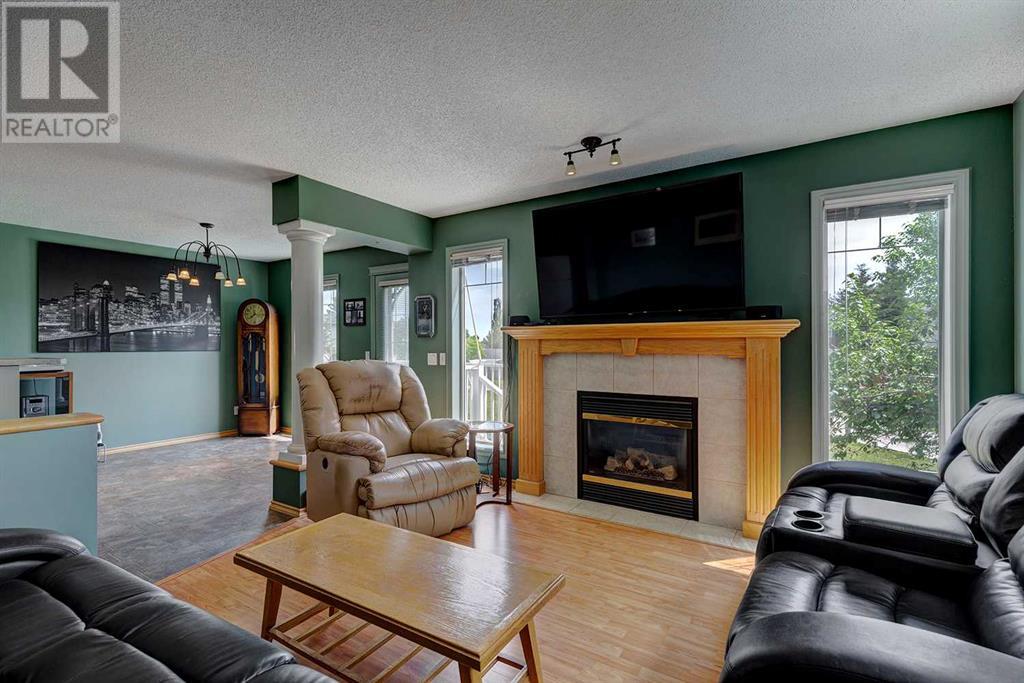 Single Family House for Sale in  Somerside Place SW Somerset Calgary 