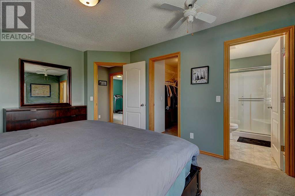 Single Family House for Sale in  Somerside Place SW Somerset Calgary 