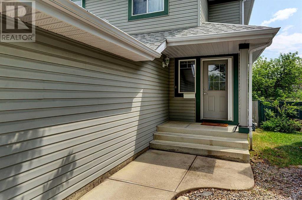 Single Family House for Sale in  Somerside Place SW Somerset Calgary 