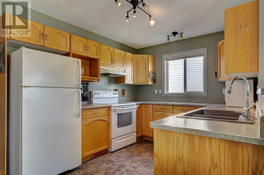 Single Family House for Sale in  Somerside Place SW Somerset Calgary 