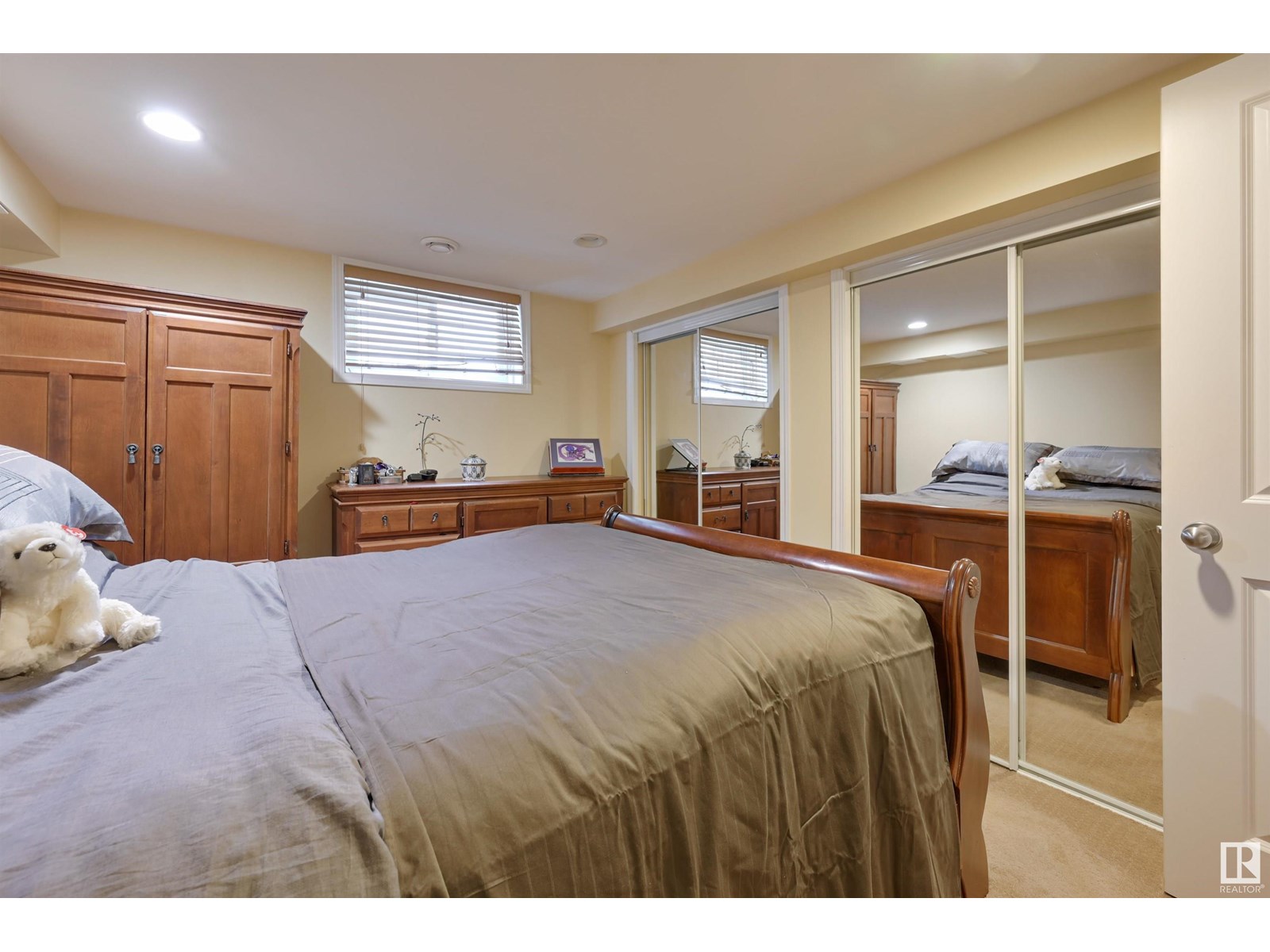 Photo 19 of 14023 104 Av Nw, Edmonton AB