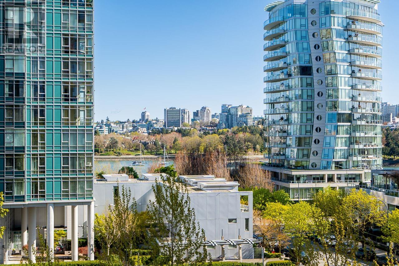 Photo 18 of 601 455 Beach Crescent, Vancouver BC